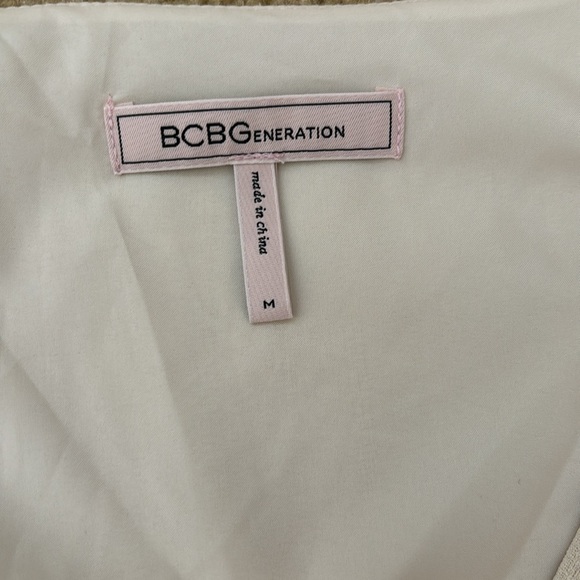 BCBG cream blouse - Picture 2 of 4